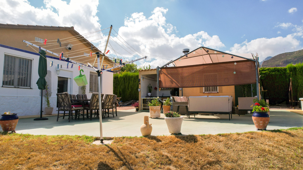 Olive Grove Estates Caudete Spanish Property for sale Holiday home Alicante (14)