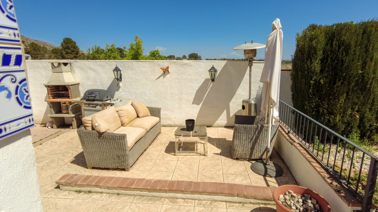 Caudete Countryside Spanish dream villa Olive Grove Estates (12)
