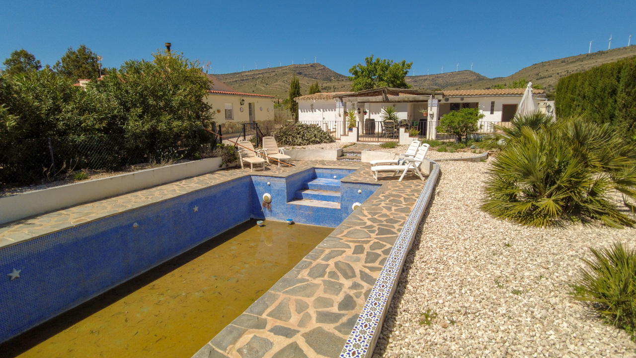 Caudete Countryside Spanish dream villa Olive Grove Estates (22)