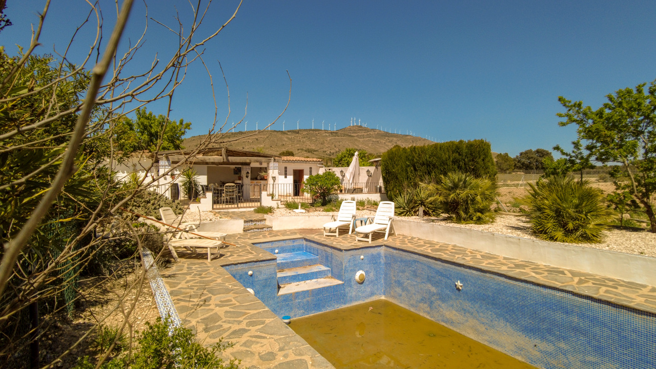 Caudete Countryside Spanish dream villa Olive Grove Estates (26)