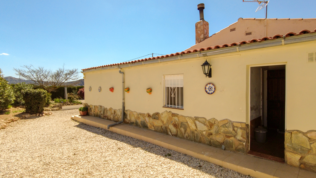 Caudete Countryside Spanish dream villa Olive Grove Estates (27)