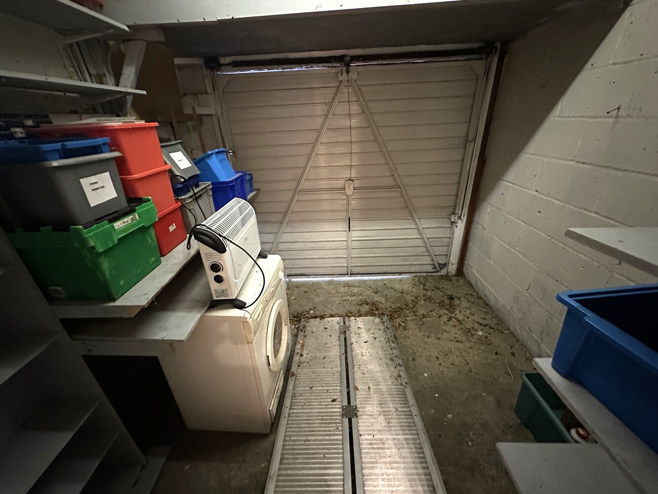 Garage.JPG