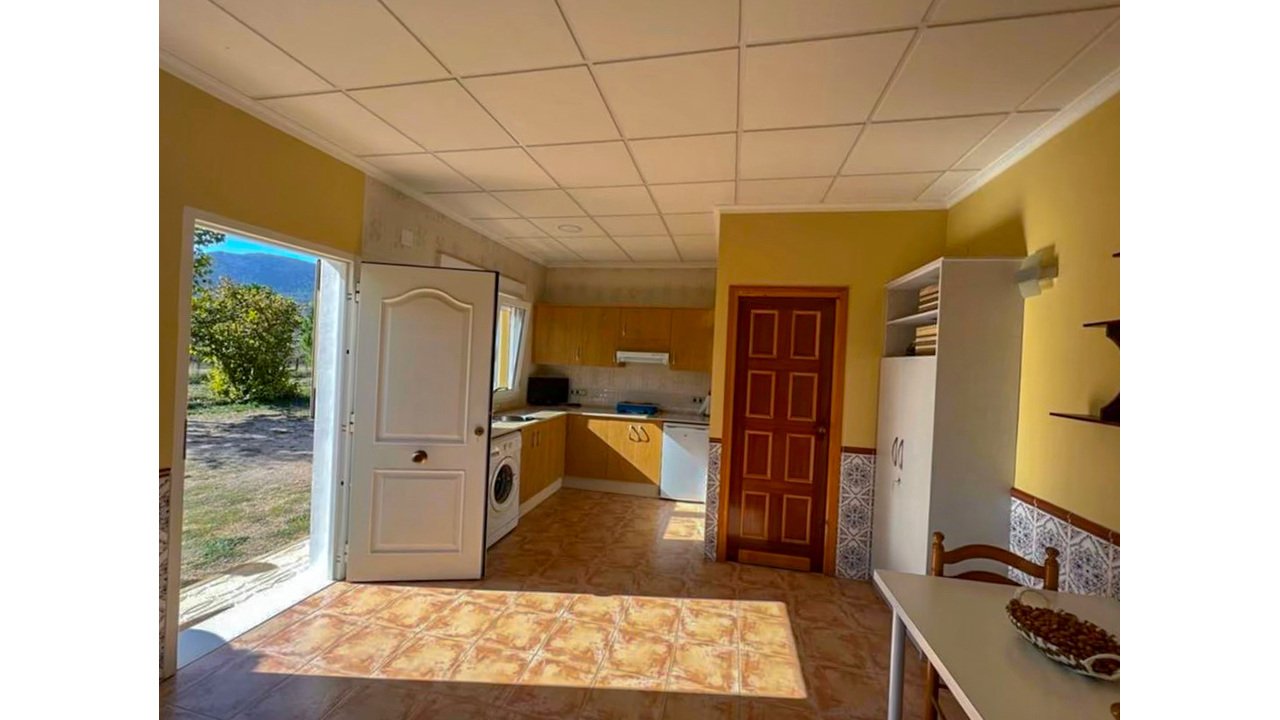 Olive Grove Estates Banyeres Alicante Countryside retreat (4)
