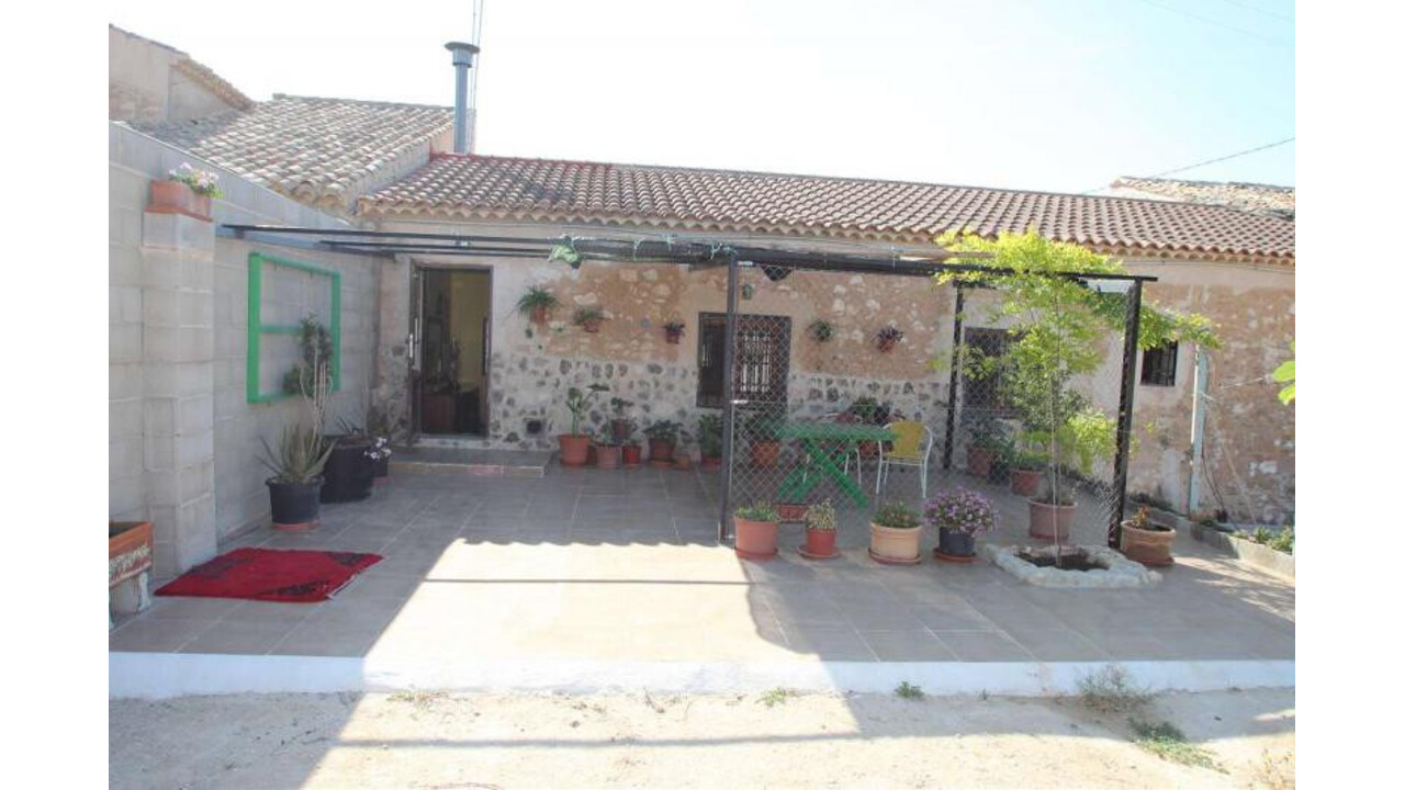Olive Grove Estates Spanish villa for sale Pinoso Alicante (16)