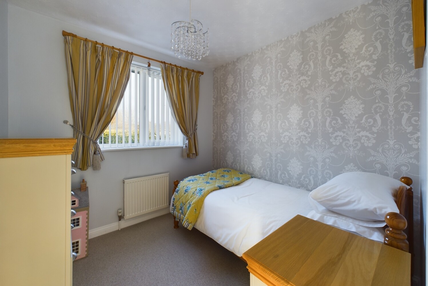 CAM02545G0-PR0325-STILL025