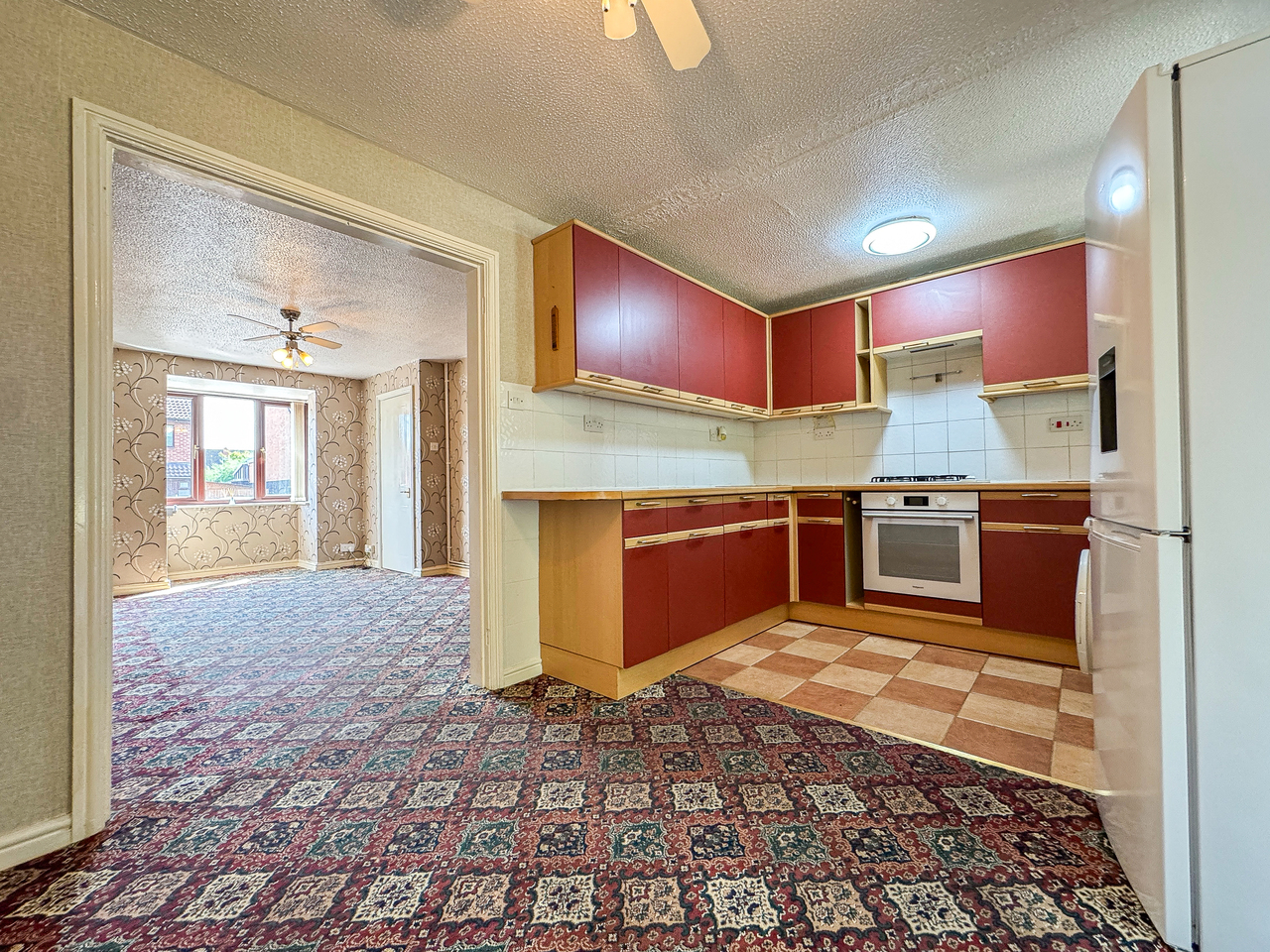 Kitchen dining
