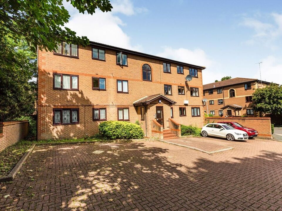 Modern purpose built apartment for sale